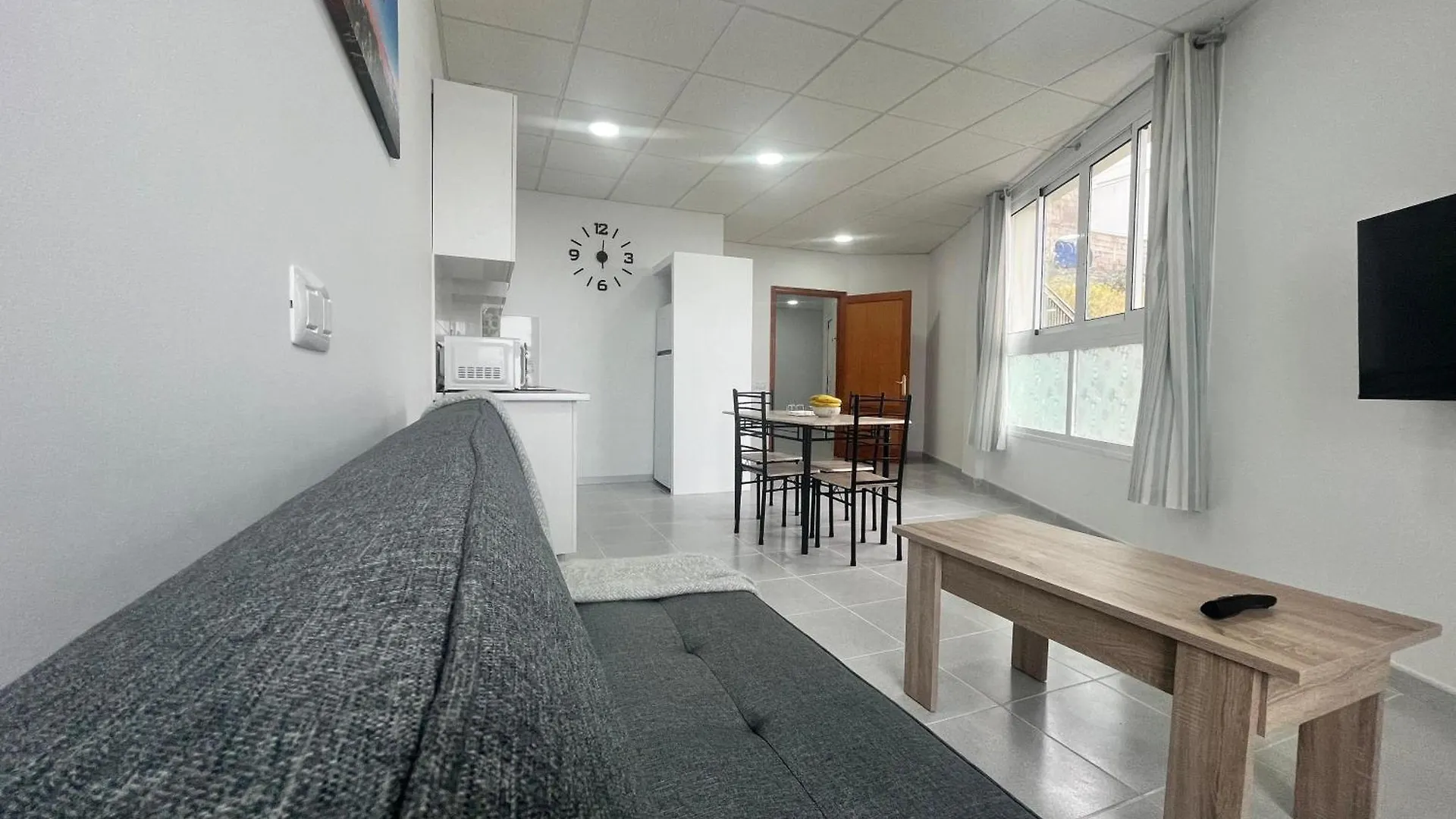 Apartamento En ロス・レアレホス 0*,