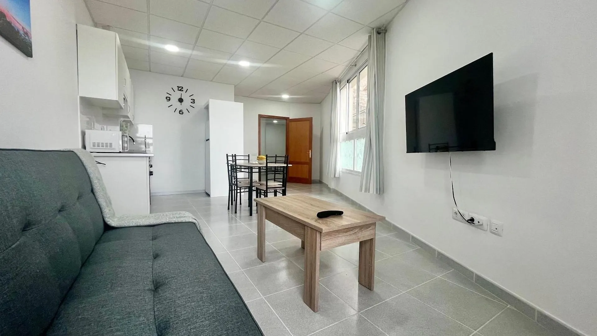 Apartamento En ロス・レアレホス 0*,  スペイン